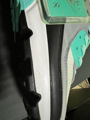 air max 90 hyper turquoise on feet