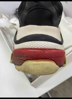 Balenciaga Triple S Sneaker Black Red 533882W09OM1000